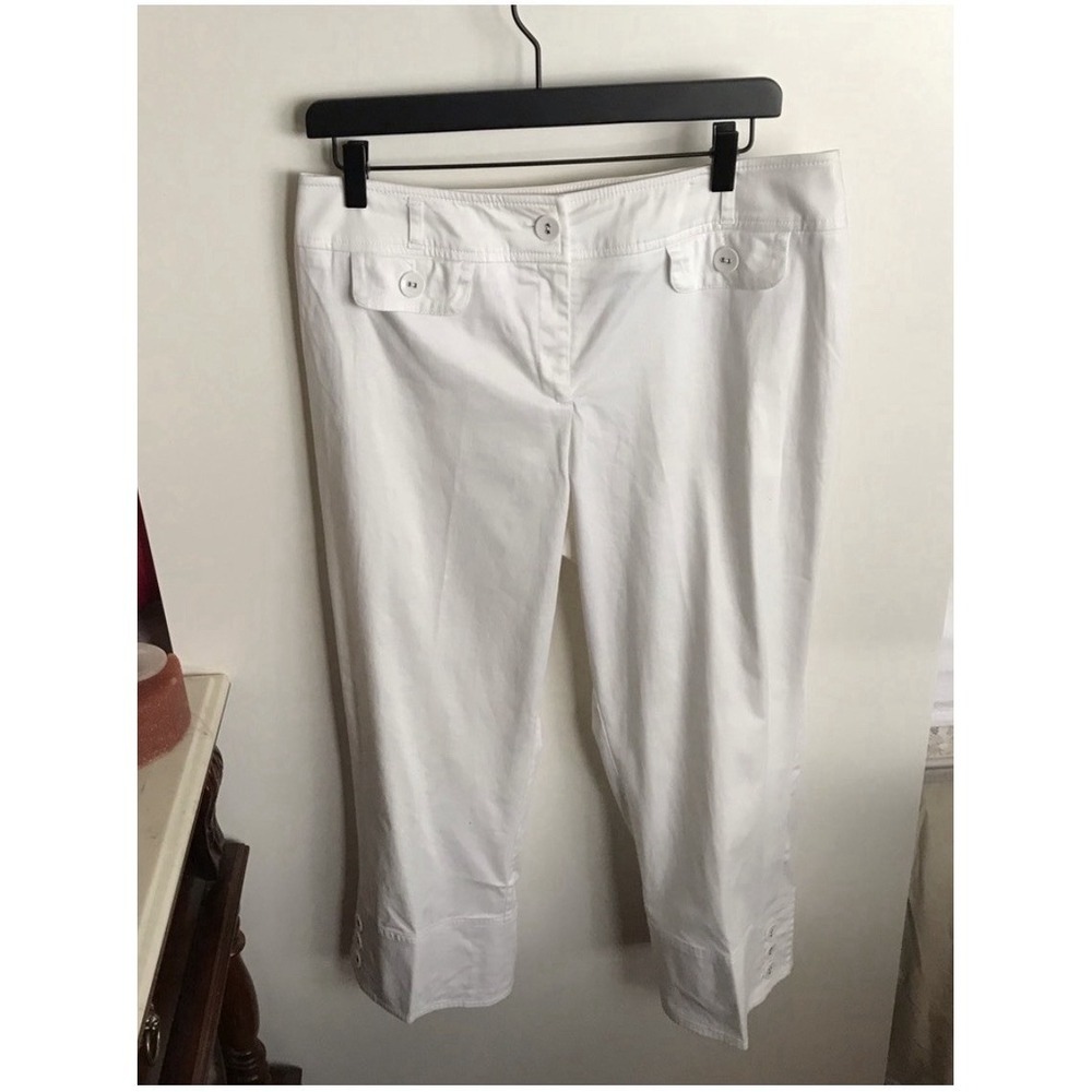 Tribella Sport Women's White Cropped Pants Size 10